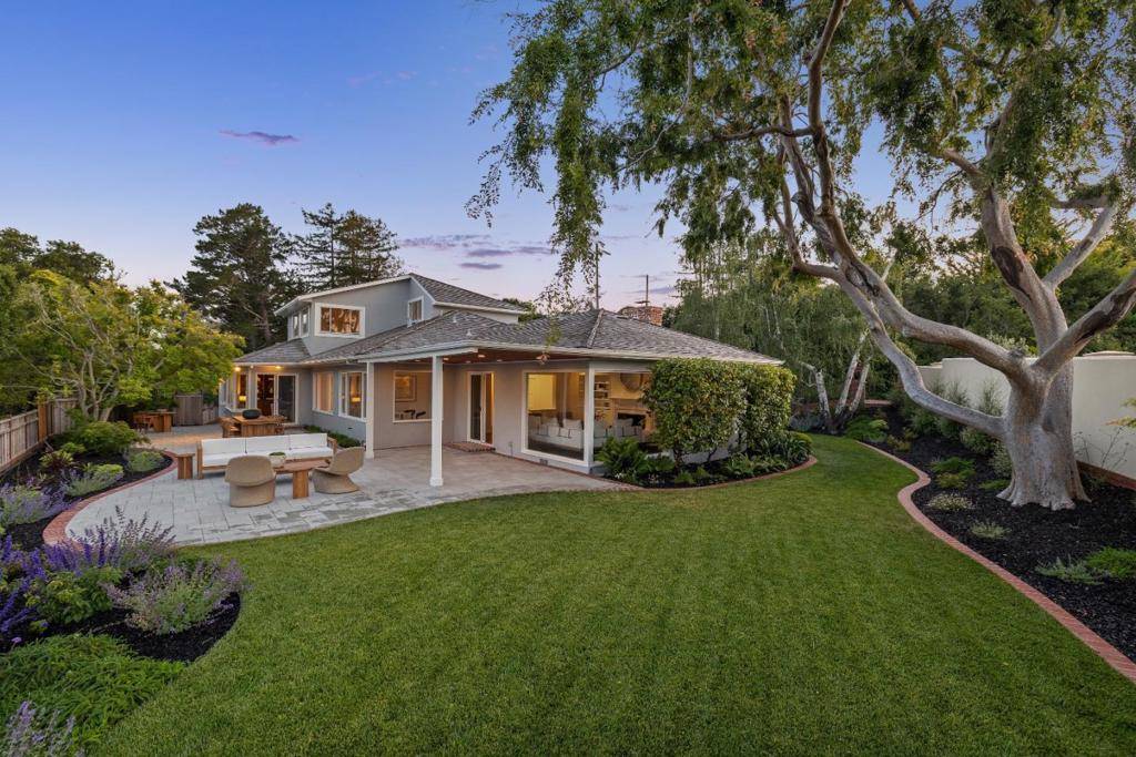 Hillsborough, CA 94010,1431 Carlton RD