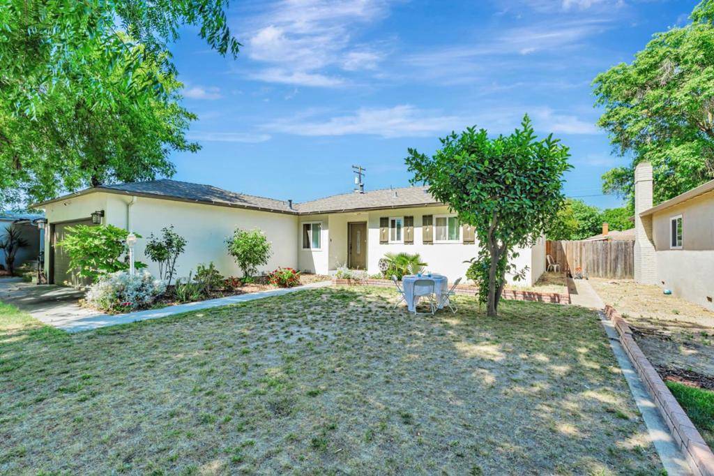 Modesto, CA 95350,2105 Geneva DR