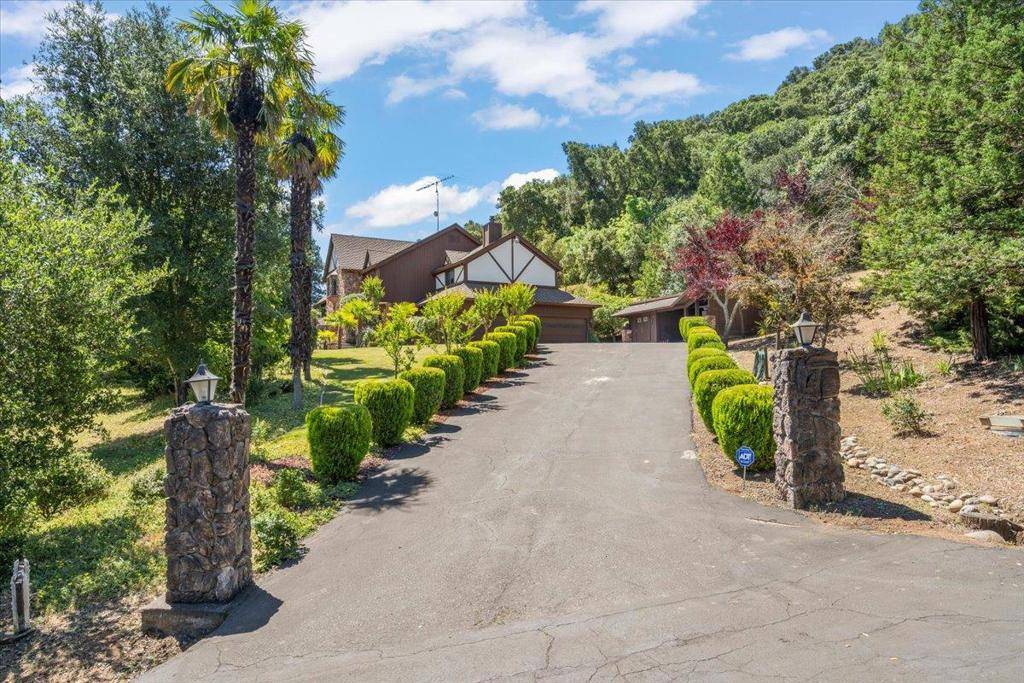 Morgan Hill, CA 95037,2155 Lilac LN
