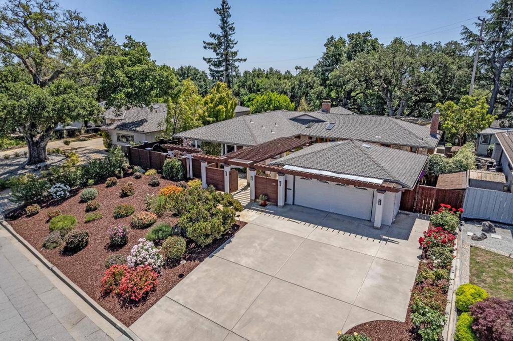 Saratoga, CA 95070,19740 GLEN BRAE DR