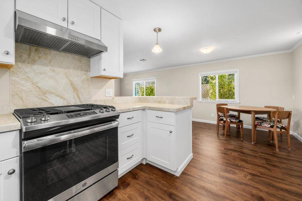 Capitola, CA 95010,4160 Jade ST