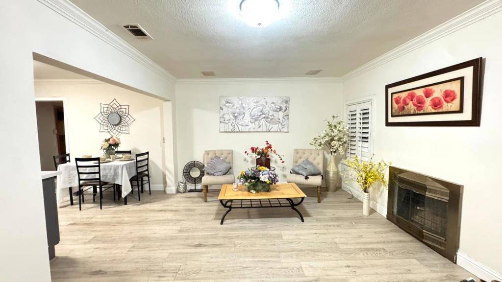 East Palo Alto, CA 94303,315 Garden ST