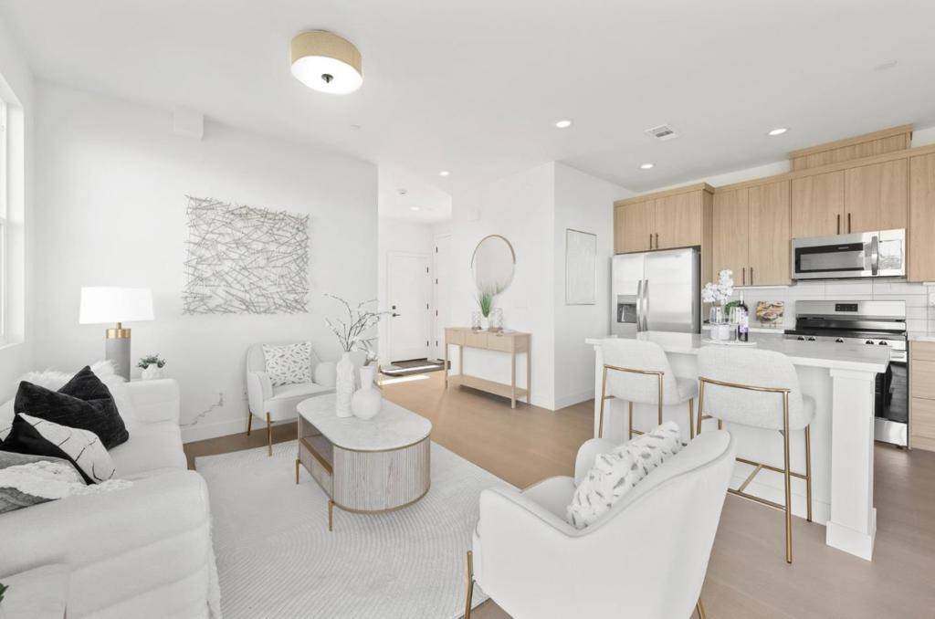 Pacifica, CA 94044,801 Fassler AVE