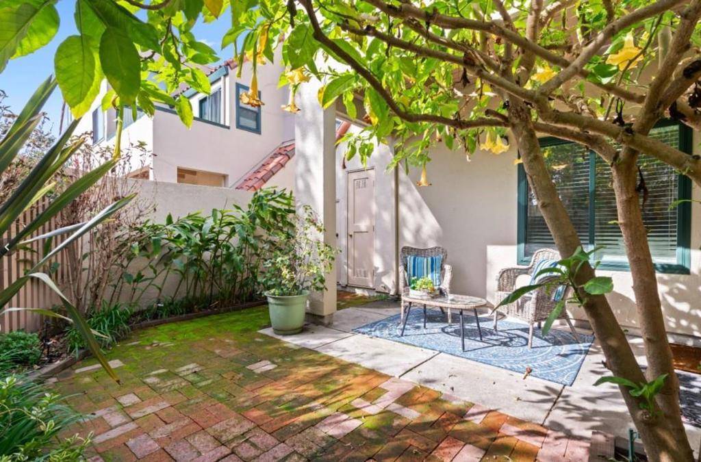 San Mateo, CA 94404,2243 Armada WAY