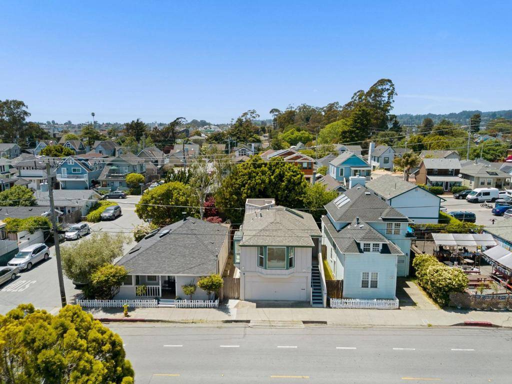 Santa Cruz, CA 95062,407 Seabright AVE
