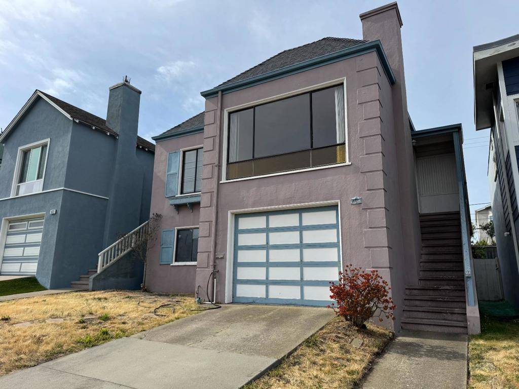 Daly City, CA 94015,1068 Wildwood