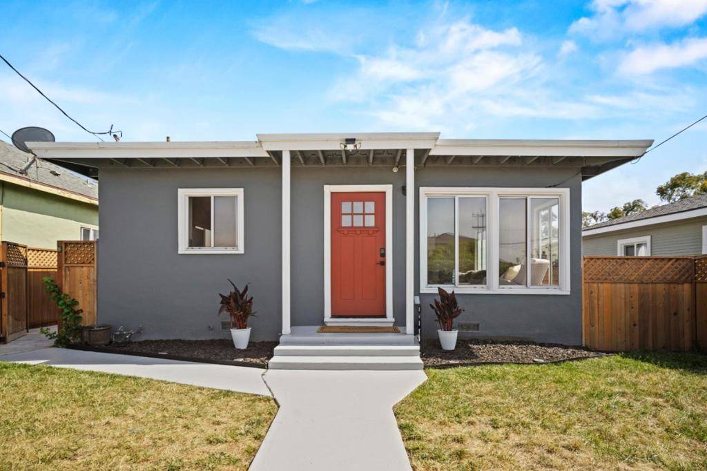 Seaside, CA 93955,510 Francis AVE