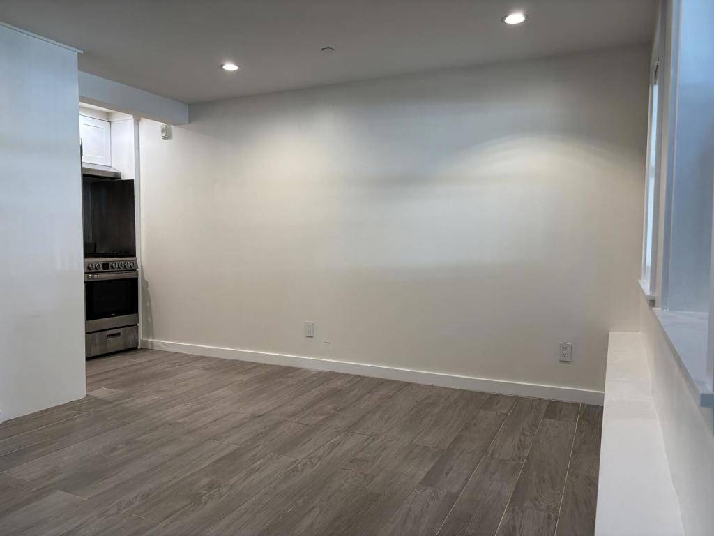 San Francisco, CA 94117,1597 Oak ST