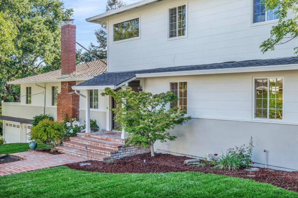 Los Altos, CA 94024,23951 Spalding AVE