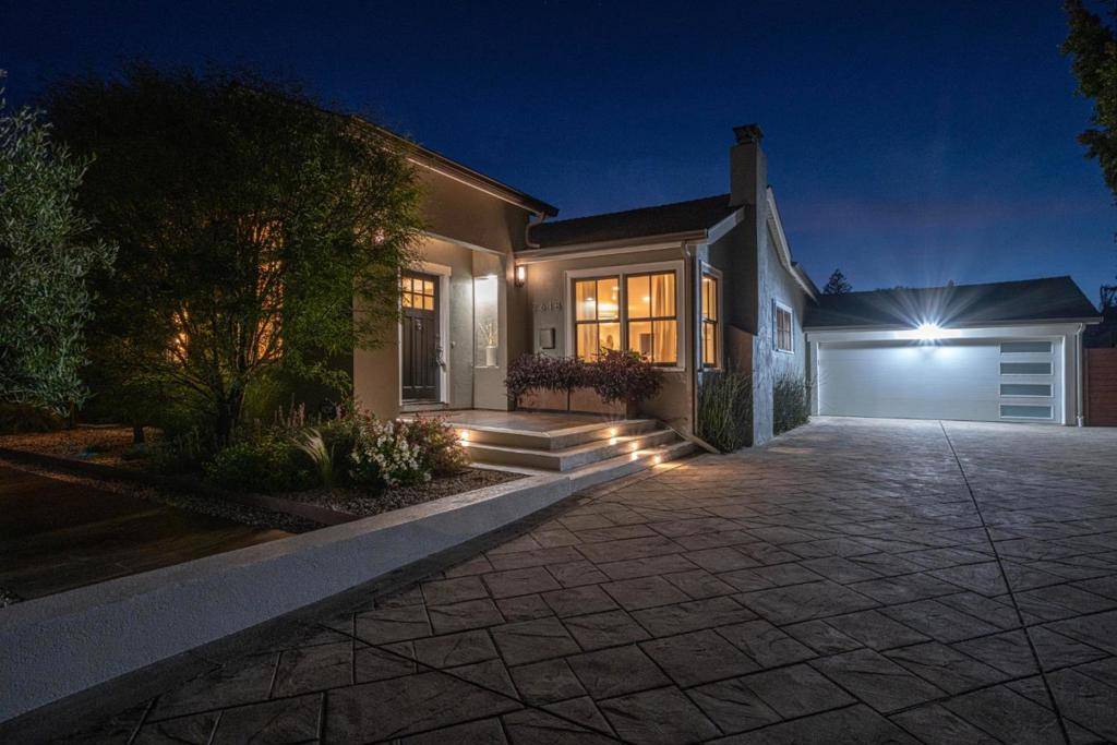 Redwood City, CA 94062,2618 Brewster AVE