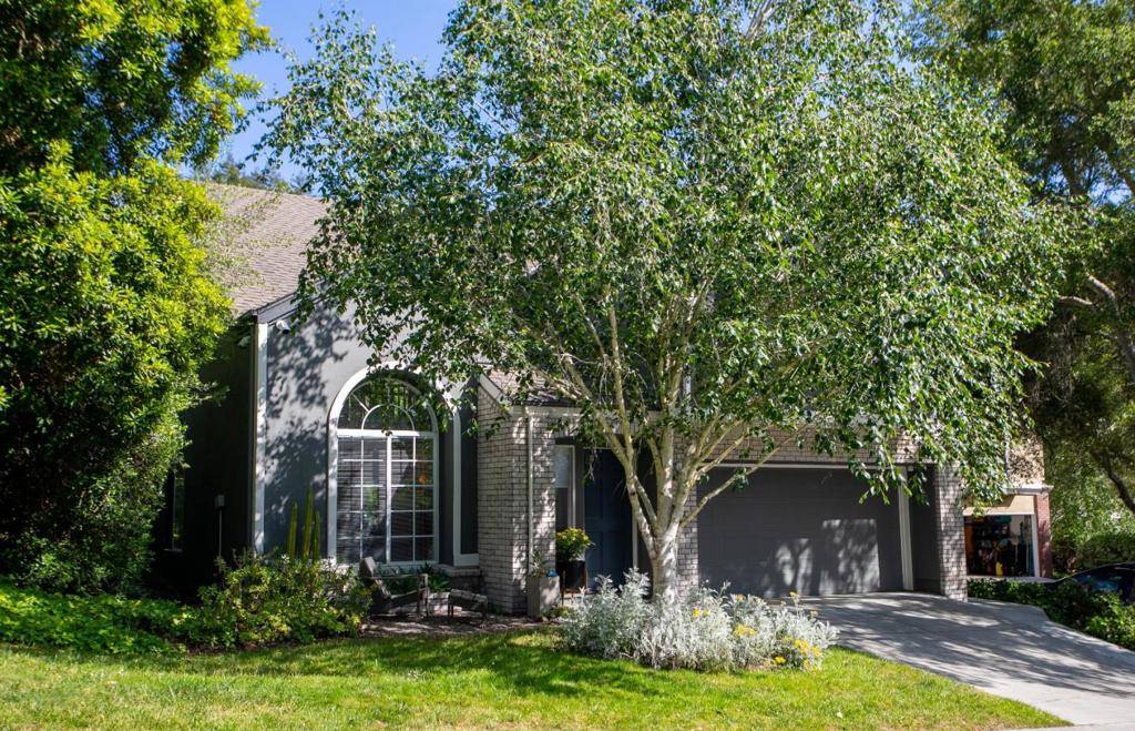 208 Sidesaddle CIR Scotts Valley, CA 95066