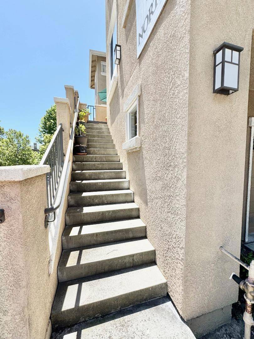 San Jose, CA 95136,504 Tower Hill AVE #414