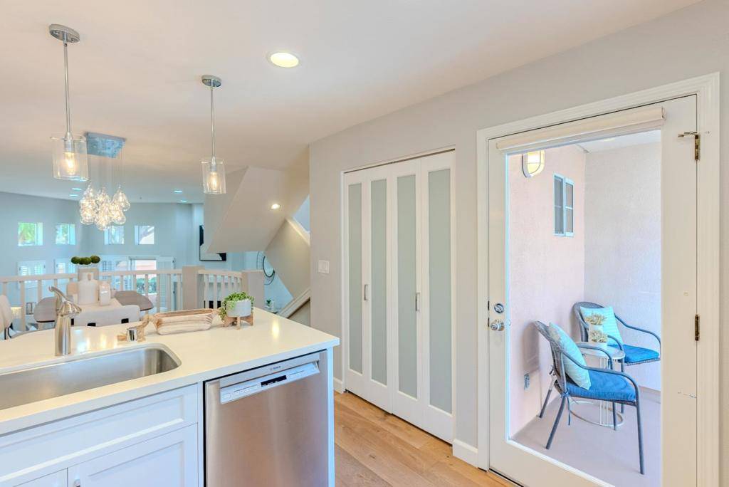 992 Alpine TER #5 Sunnyvale, CA 94086