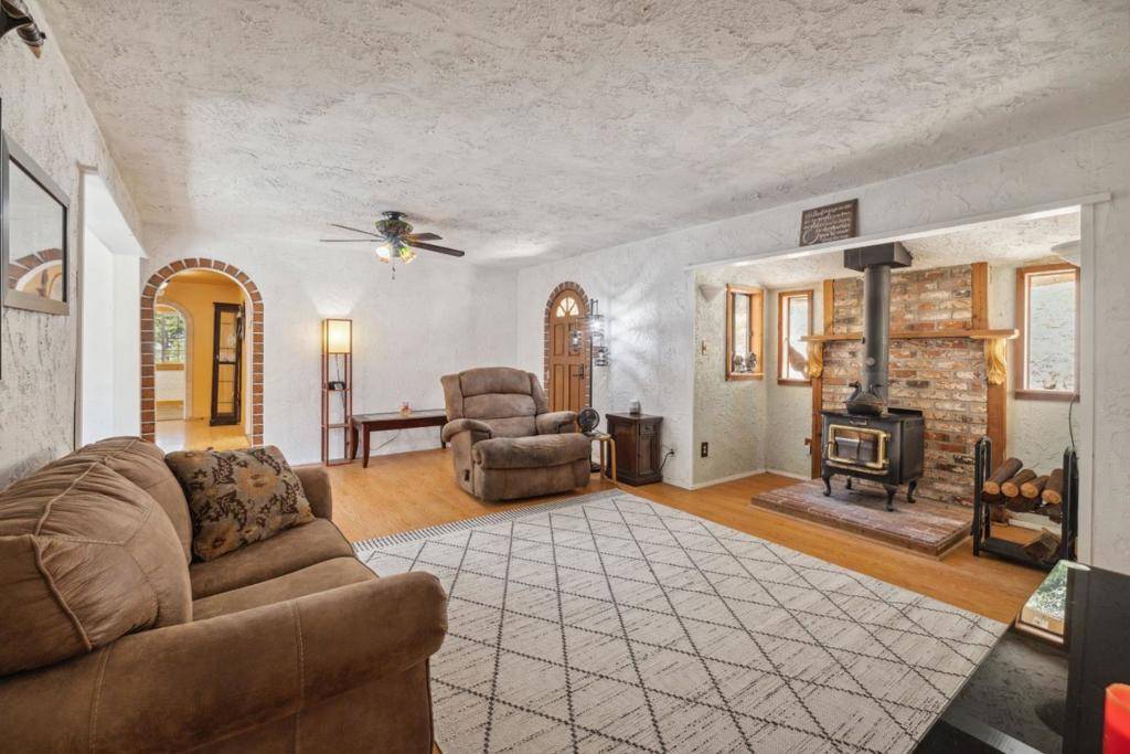Boulder Creek, CA 95006,355 Santa Cruz ST
