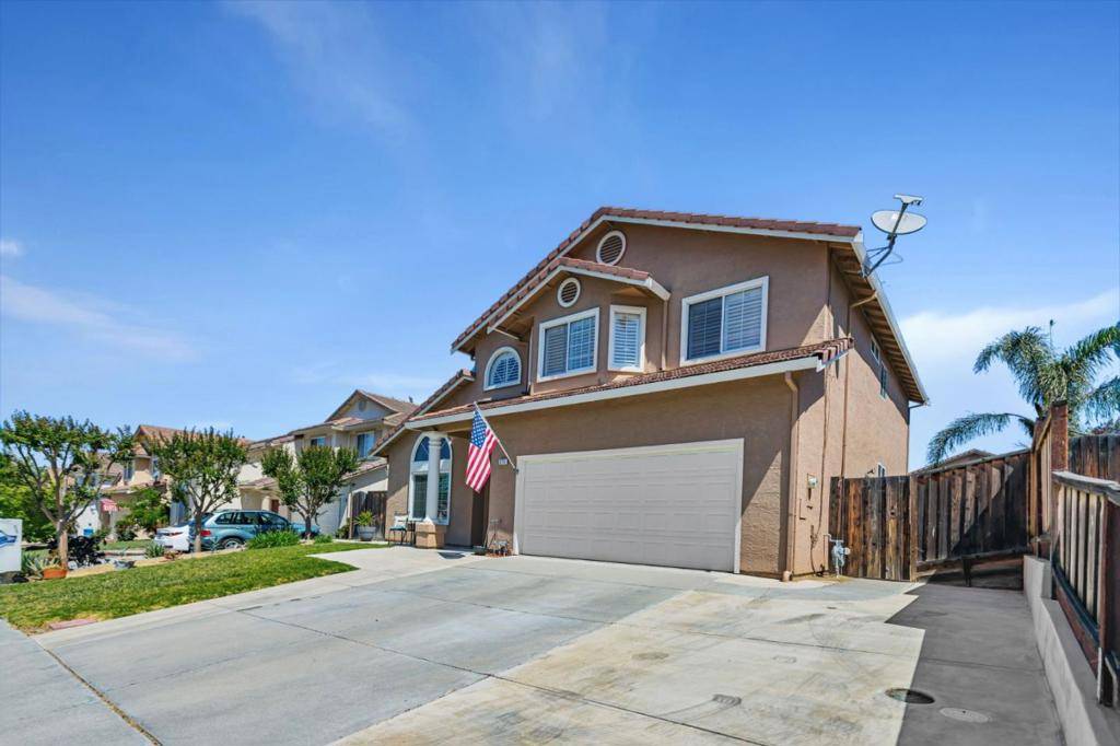 Hollister, CA 95023,2711 Valley View RD