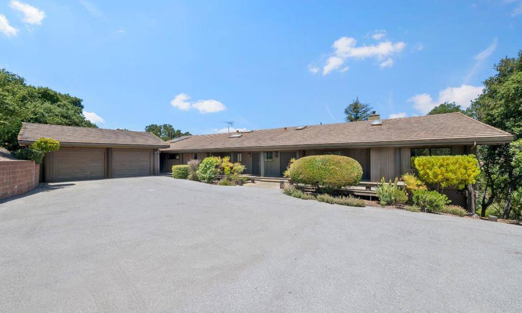 Los Altos Hills, CA 94022,14449 Liddicoat CIR