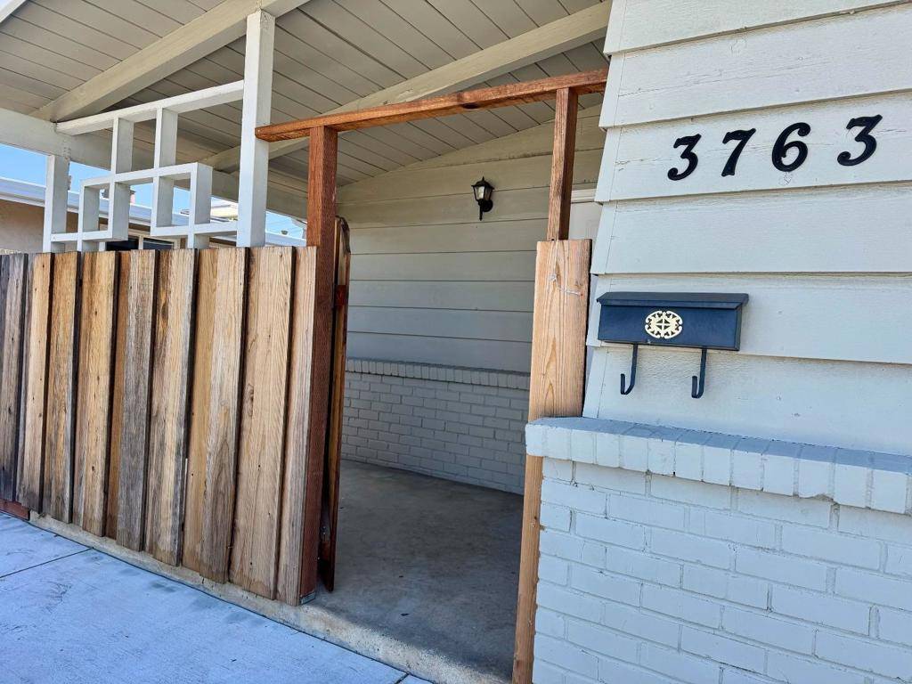 San Jose, CA 95124,3763 Camden AVE