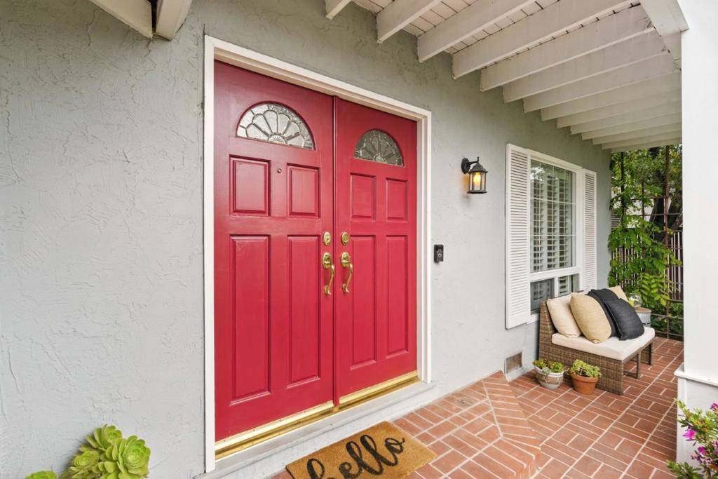 Foster City, CA 94404,942 Constitution DR