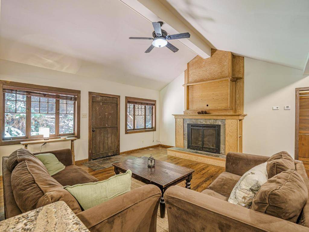Felton, CA 95018,596 Willow WAY