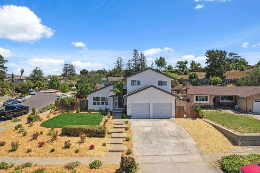 San Jose, CA 95121,2494 Prunetree CT