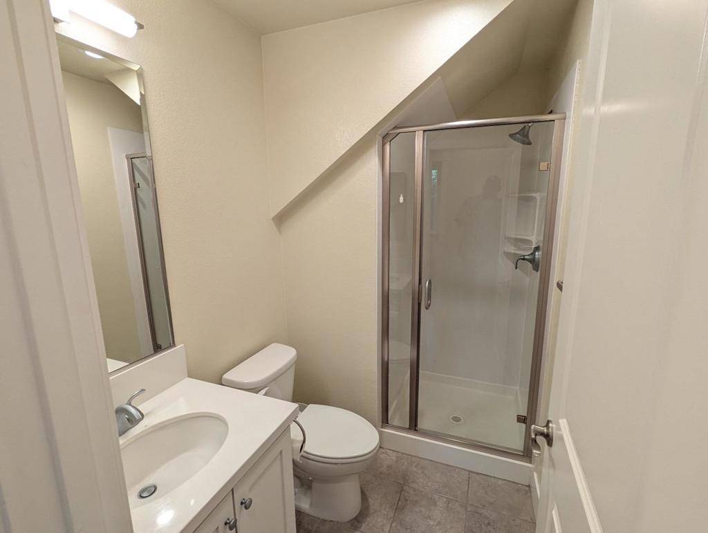 Sunnyvale, CA 94086,188 Jeffrey TER