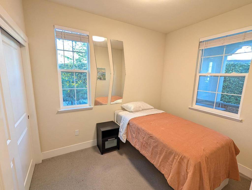 Sunnyvale, CA 94086,188 Jeffrey TER