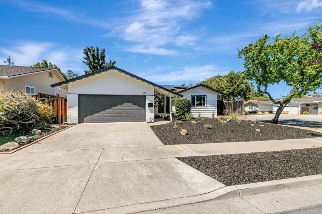 Sunnyvale, CA 94087,657 Coleraine CT