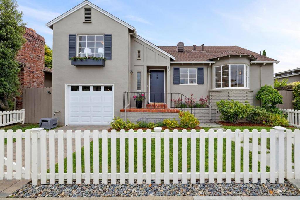 San Mateo, CA 94402,29 Baytree WAY