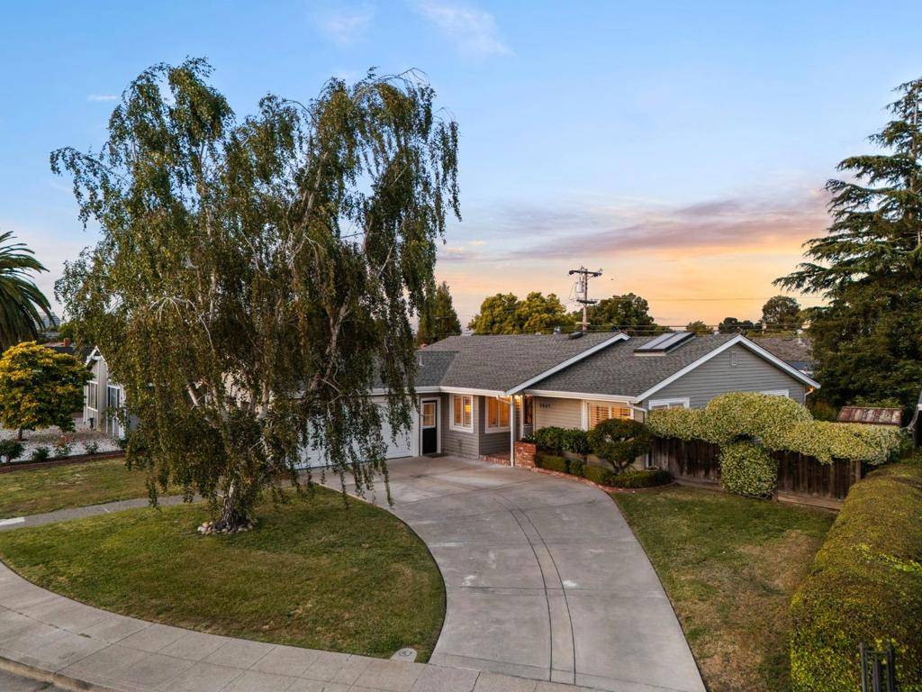 San Mateo, CA 94403,3257 Llano ST