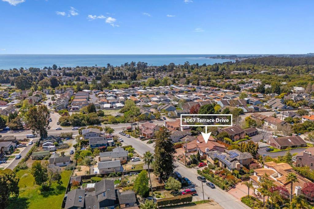 Aptos, CA 95003,3067 Terrace DR