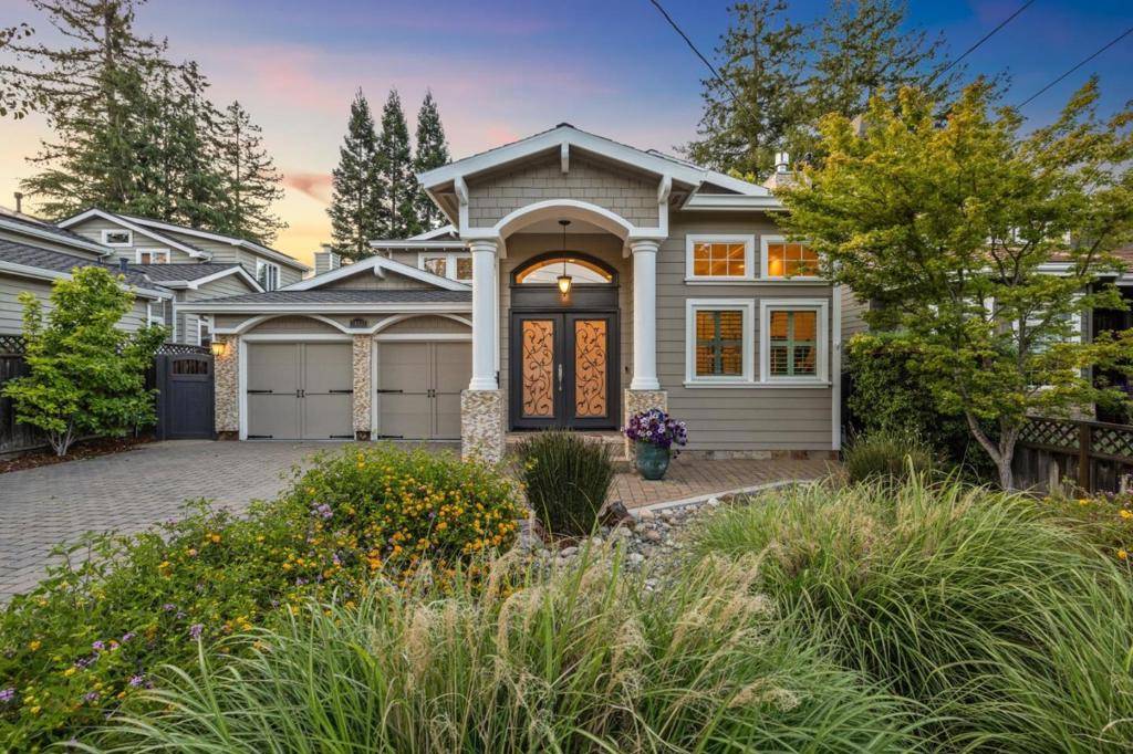 Saratoga, CA 95070,20433 Walnut AVE