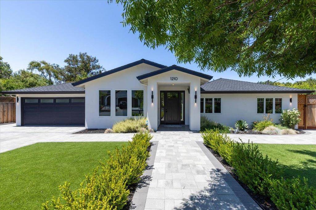 Los Altos, CA 94024,1210 Larnel PL
