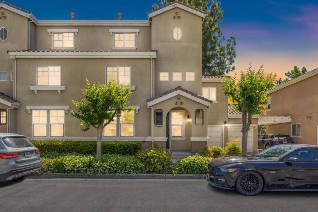 San Jose, CA 95123,5588 Cedar Garden CT