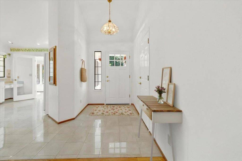 CA 95004,2901 Rea CT