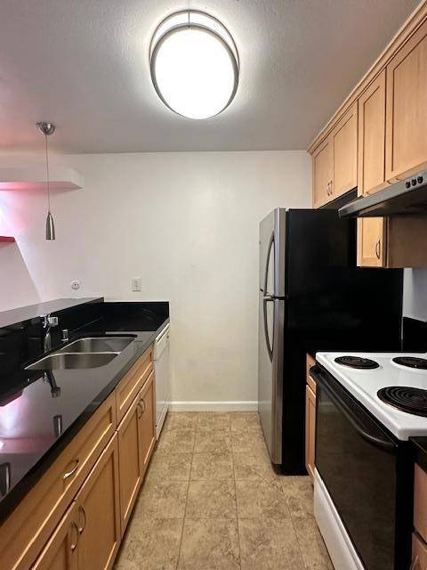 Daly City, CA 94015,1551 Southgate AVE #351