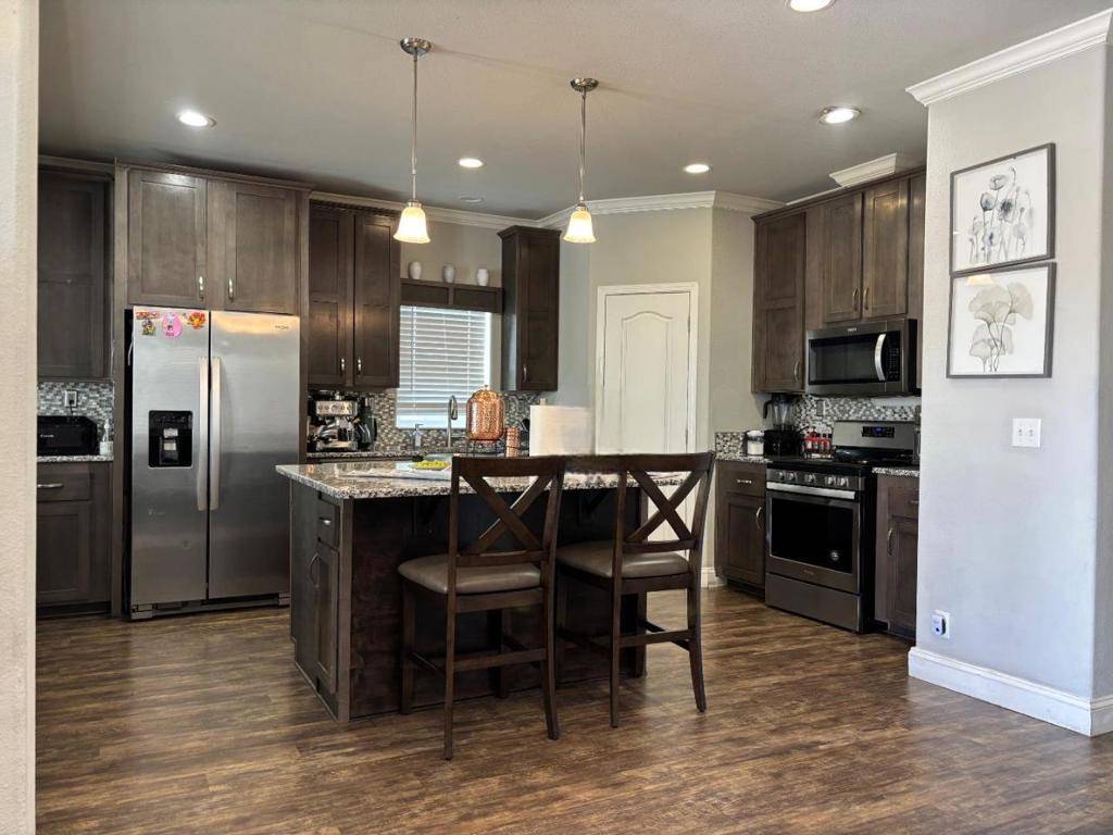San Jose, CA 95134,574 Hermitage DR