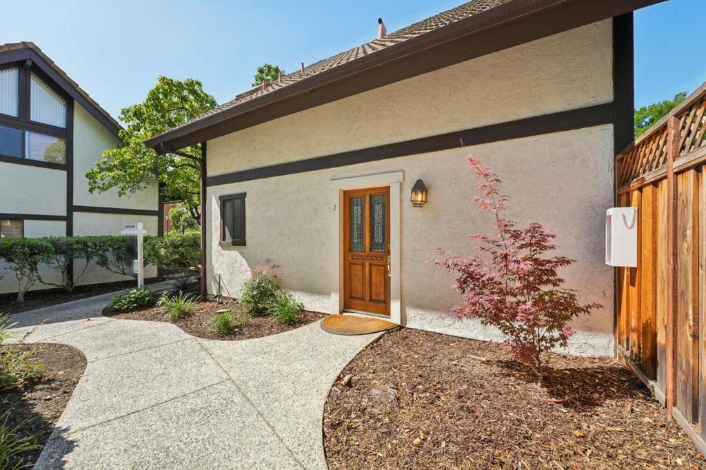 Mountain View, CA 94040,1734 W El Camino Real #1