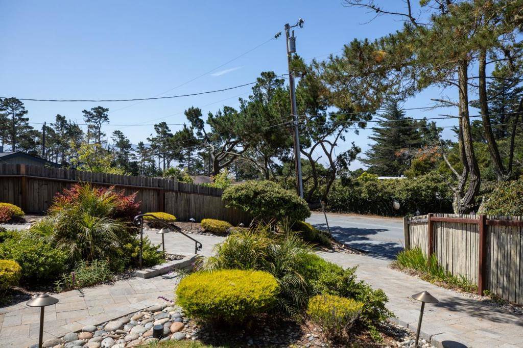 Pebble Beach, CA 93953,4117 Sunridge RD