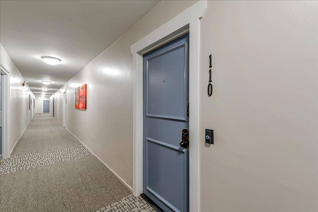 West Hollywood, CA 90069,1203 N Sweetzer AVE #110