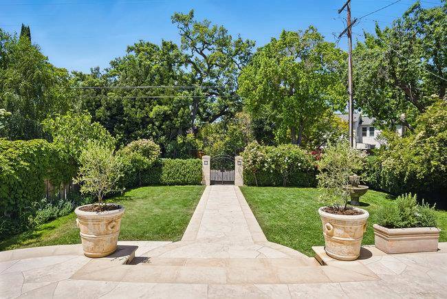 Palo Alto, CA 94301,842 Boyce AVE
