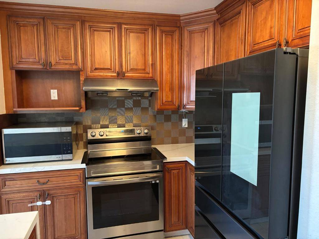 San Leandro, CA 94578,248 Caliente DR