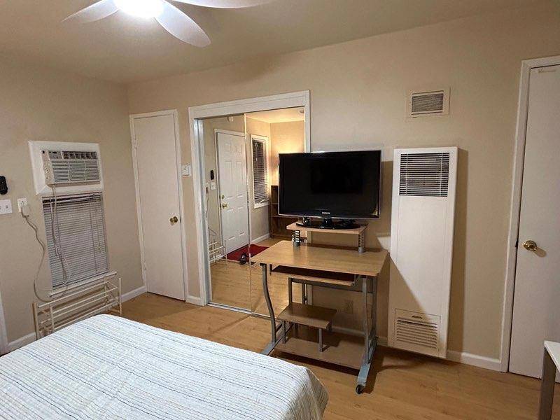 Santa Clara, CA 95051,935 Pomeroy AVE