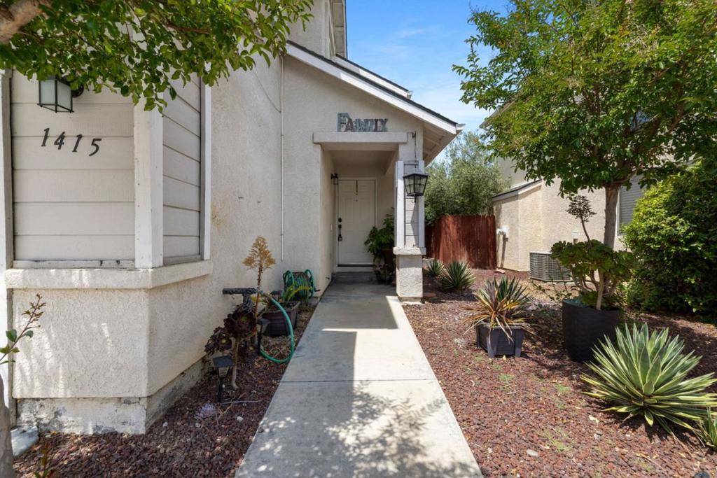 Paso Robles, CA 93446,1415 Stoney Creek RD
