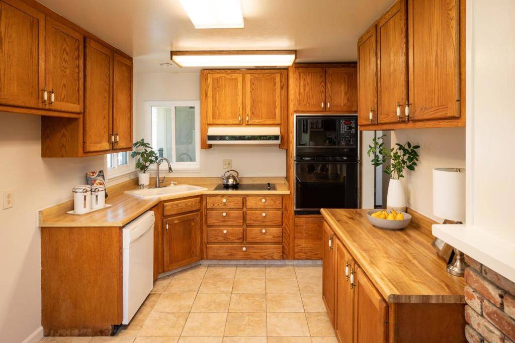 San Jose, CA 95124,2927 La Jolla AVE