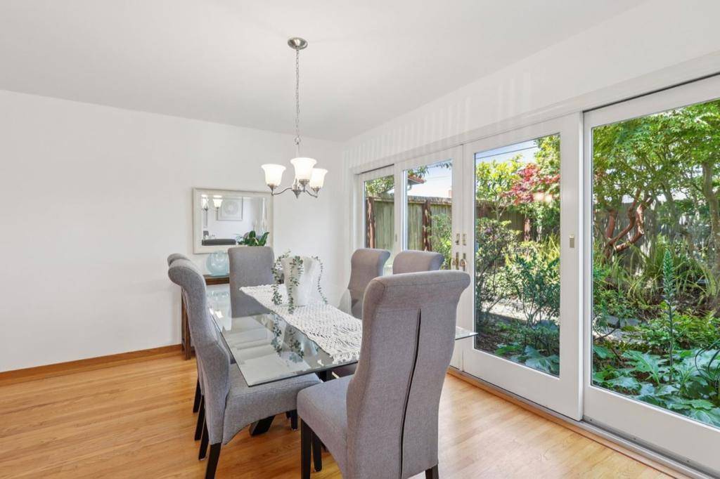 South San Francisco, CA 94080,2204 Delvin WAY