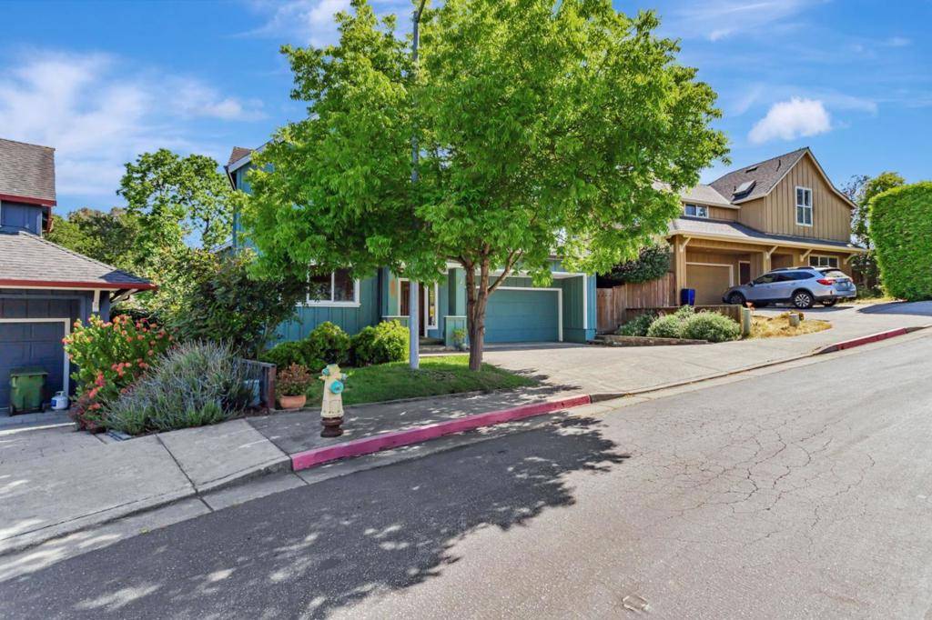 Santa Cruz, CA 95062,2604 La Paloma LN