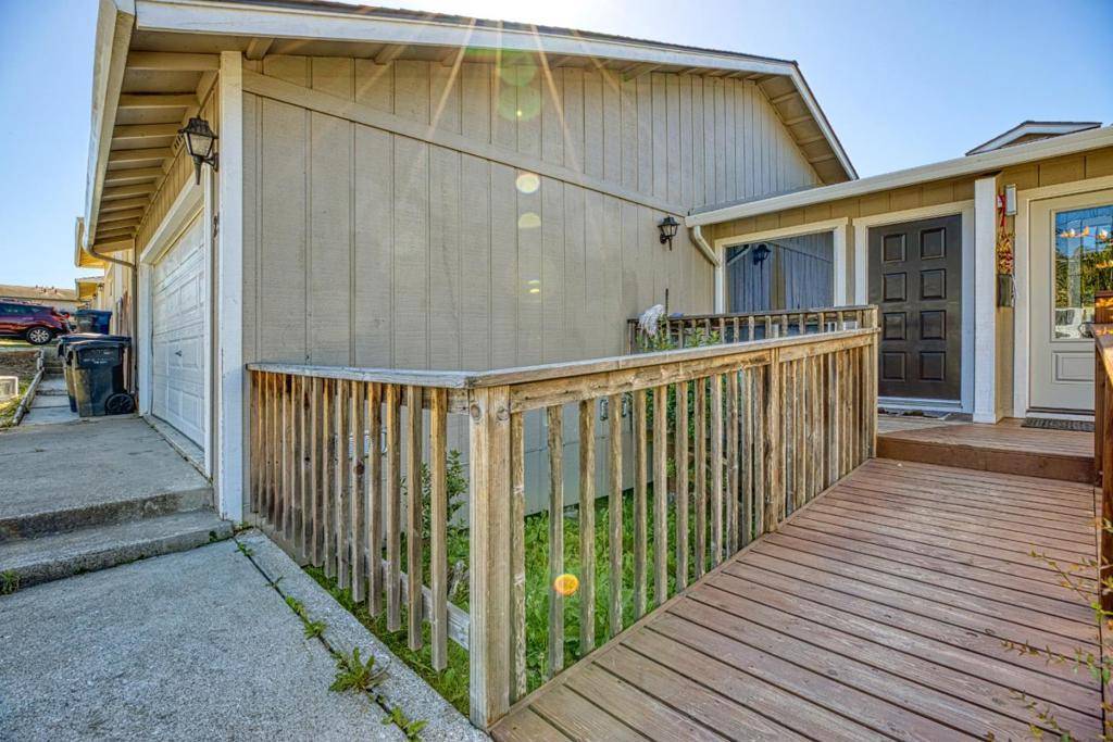 Watsonville, CA 95076,29 Altamont DR