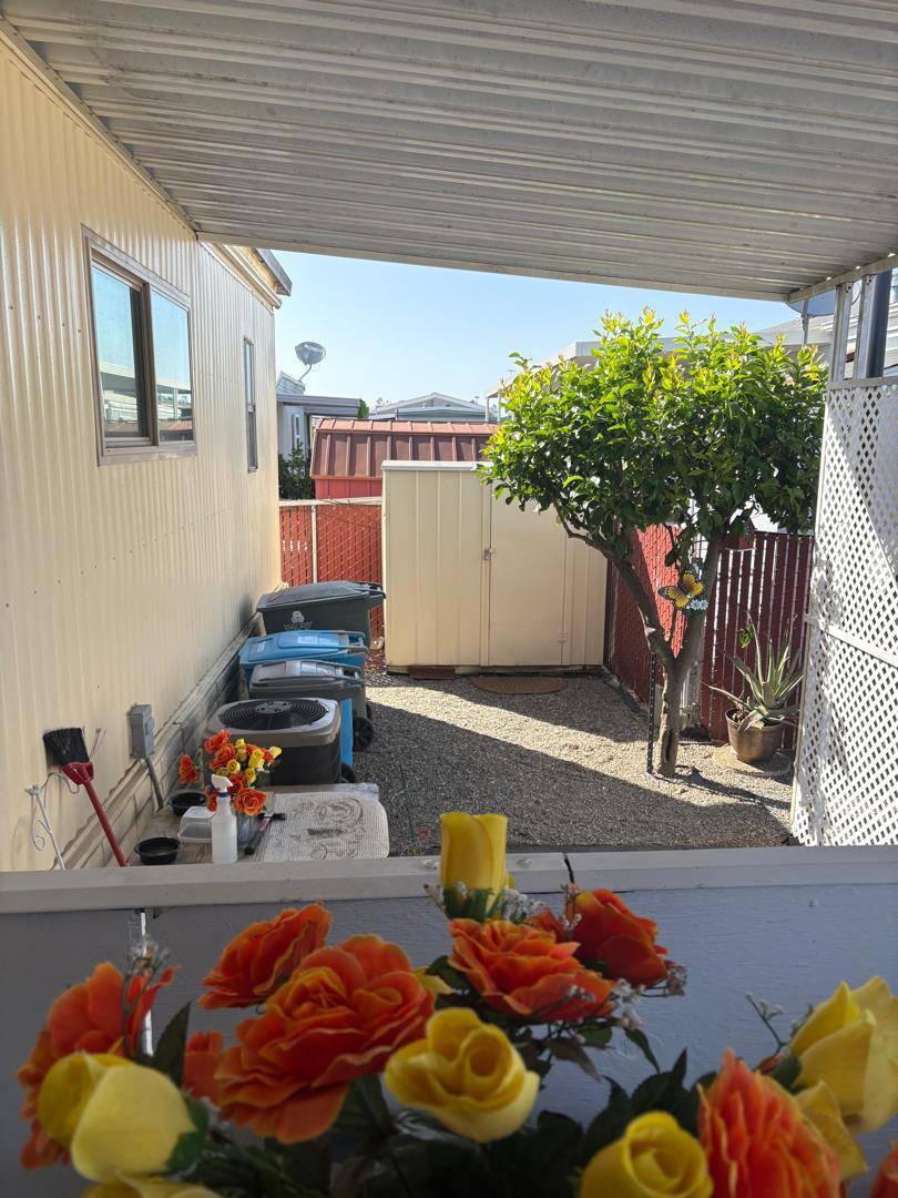 Gilroy, CA 95020,8282 Murray AVE