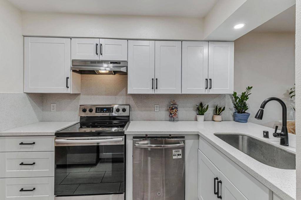 Capitola, CA 95010,1925 46th AVE #143