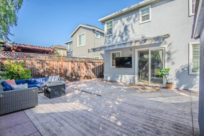 Morgan Hill, CA 95037,555 Calle Buena Vista